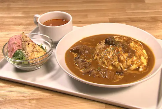 とろとろオムカレー
