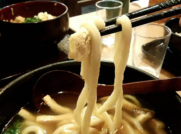 麺、ふとっ！もちもち！