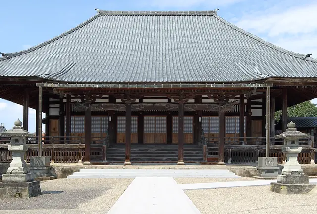 武生の名刹・浄土真宗の大寺院である御堂陽願寺