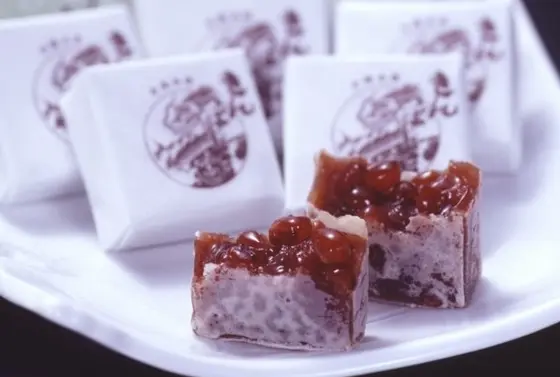 「中田屋」のきんつば