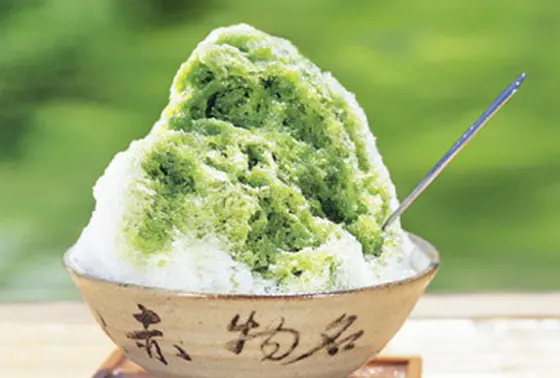 夏は 赤福氷も