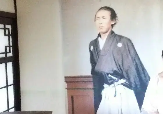 等身大の龍馬さんと