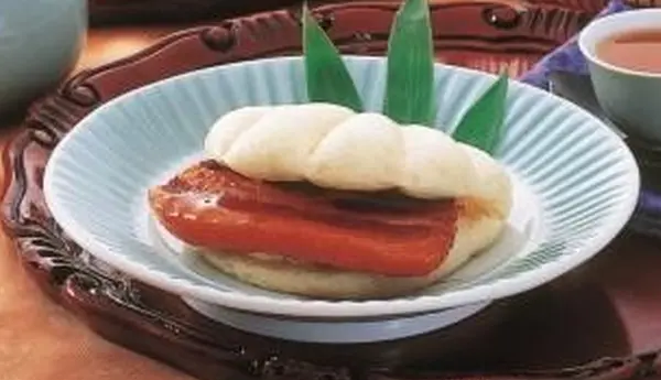 蘇州林で「角煮まんじゅう」