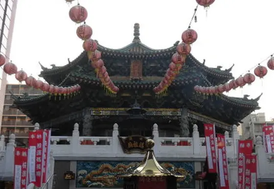 廟内