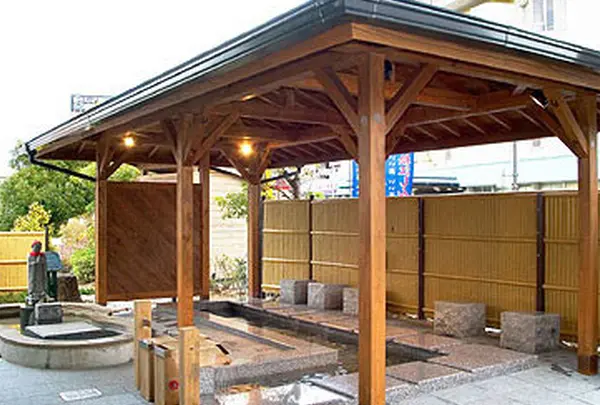松江しんじ湖温泉駅の足湯