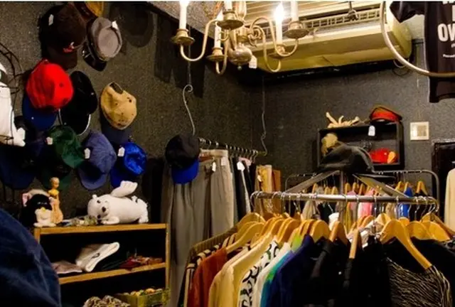 ひとりでも誰かとでも！高円寺の古着屋さんでショッピング！