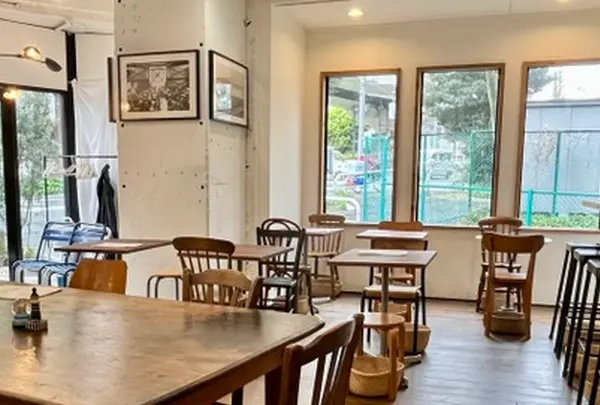 ブラッスリー・サリュー