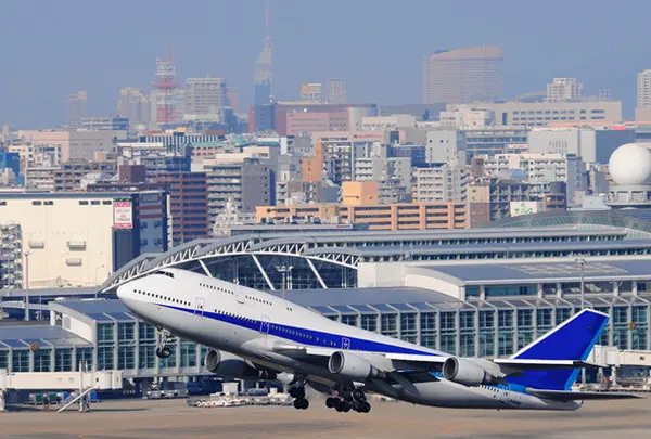 福岡空港